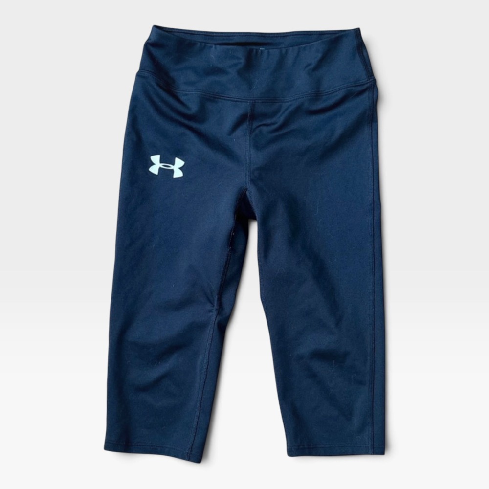 Under Armour Girls Black Fitted Capri Leggings Youth Small YSM Activewear